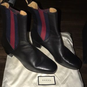 Gucci boots with authentic tags